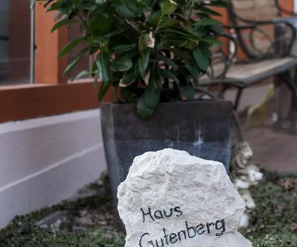 Garni Haus Zum Gutenberg 3* Hallbergmoos