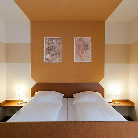 Garni Haus Zum Gutenberg מלון 3*