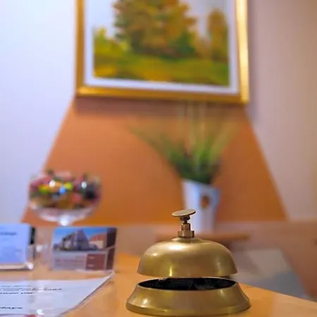 Hotel Garni Haus Zum Gutenberg 3*