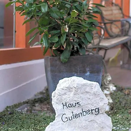 Garni Haus Zum Gutenberg הלברגמוס